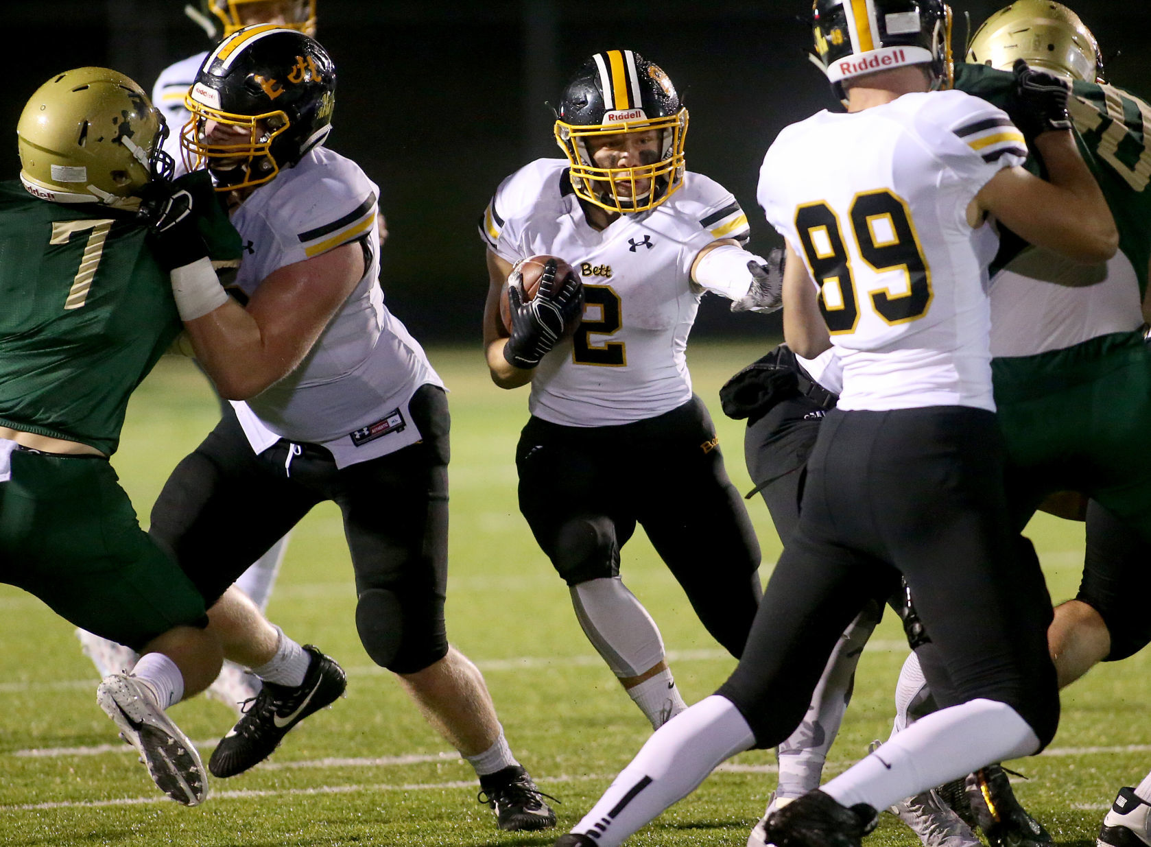 110218-Bett-ICWest-Playoffs-006